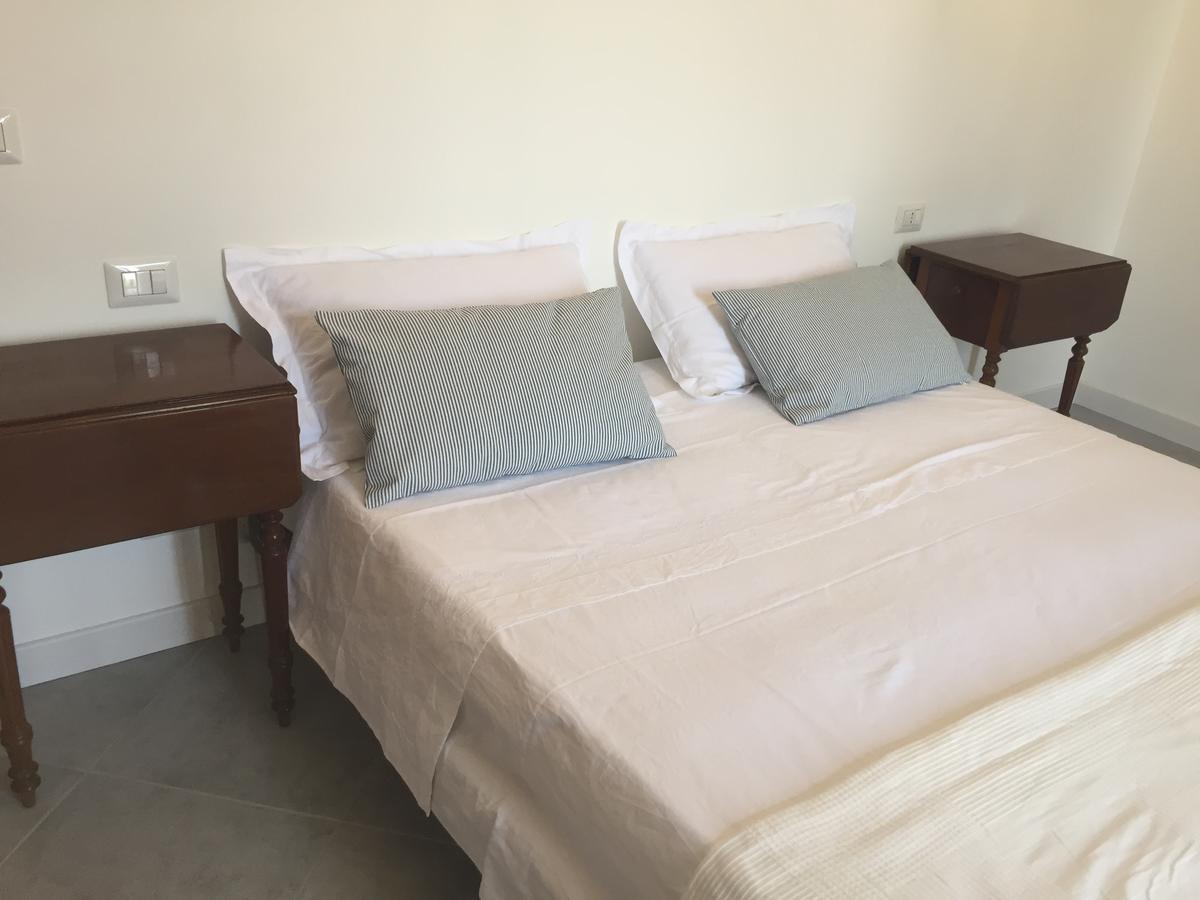 Nel Sole Di Daniel Bed & Breakfast San Felice Circeo Dış mekan fotoğraf