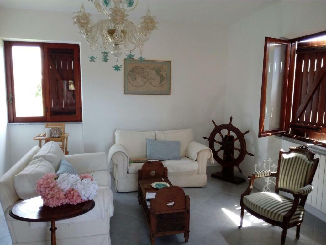 Nel Sole Di Daniel Bed & Breakfast San Felice Circeo Dış mekan fotoğraf
